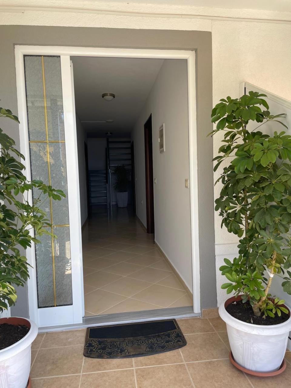 Bella Vista Apartment Borsh Exterior photo